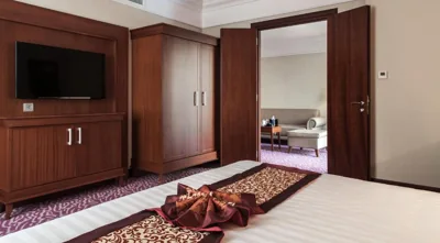 Suite — Army Hotel